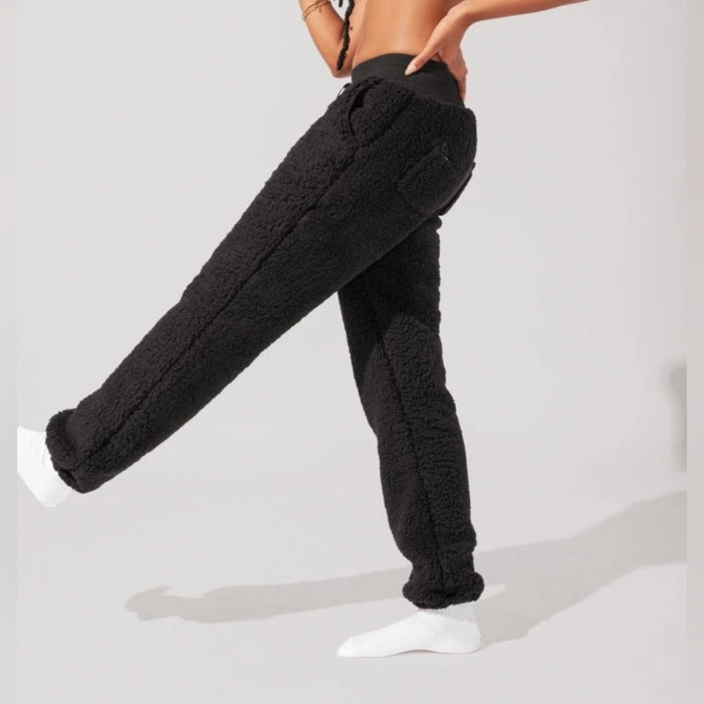 POPFLEX Blanket Pants in Faux Sherpa